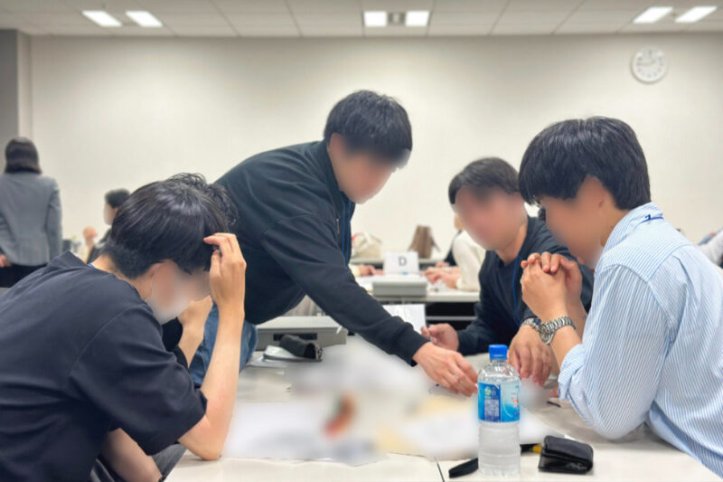 従業員組合の研修で業務に活かせる学びを得る。目標に向かって協力する「コミュニケーション研修」